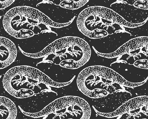 Seamless texture with vector lizard or snake with legs. Hand drawn illustration with animal. Modern print.