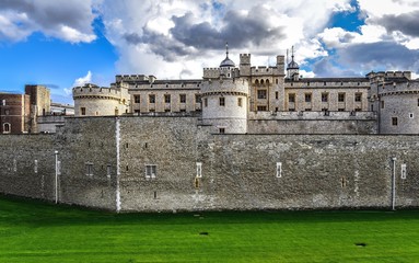 Fototapeta na wymiar Medieval prison the Tower in London.
