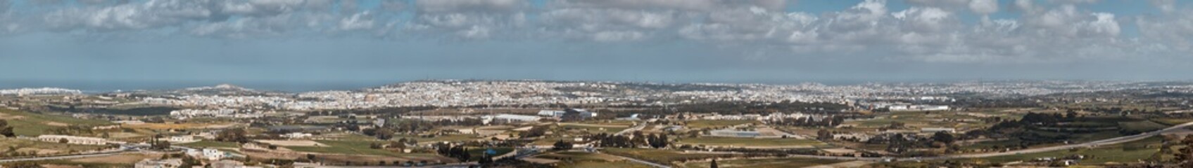 Fototapeta na wymiar Malta panoramic from Mdina