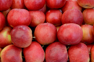 organic and fresh red apples in the market