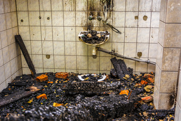 Łazienka po pożarze