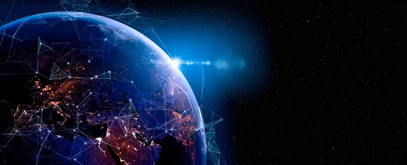 Foto auf Alu-Dibond Kommunikationstechnologie für das Internetgeschäft. Globales Weltnetz und Telekommunikation auf der Erde und IoT. Elemente dieses Bildes, bereitgestellt von der NASA © greenbutterfly