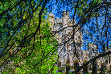 Butron Castle is one of the most impressive and beautiful medieval castles in the Basque Country.  Northern spain