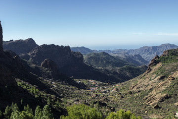 Views of Roque nublo and surrounding area (Gran Canary)