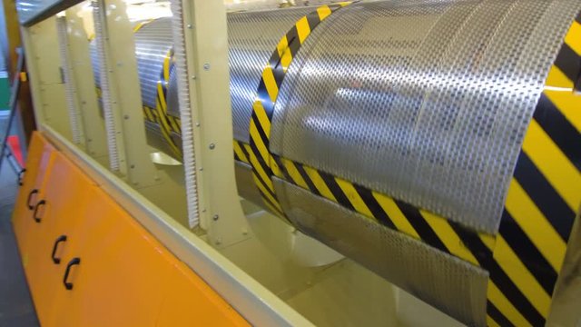 Grain dryer. Drum for drying grain.