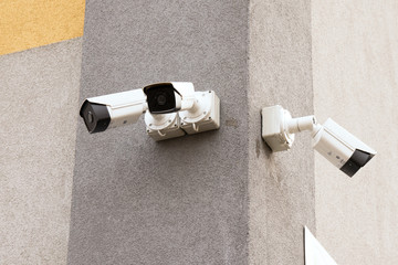 Monitoring CCTV. Komery telewizji przemysłowej. Elektroniczny system zabezpieczeń. - obrazy, fototapety, plakaty