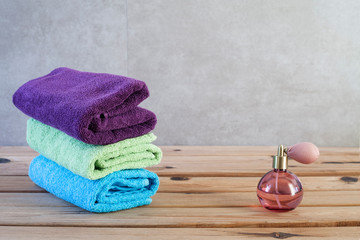 Obraz na płótnie Canvas towels and soap on towel