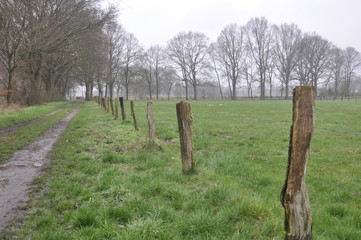 Absperrung durch einen Bauernhof Zaun 