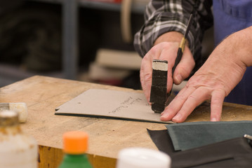 Werkstatt einer Ledermanufaktur