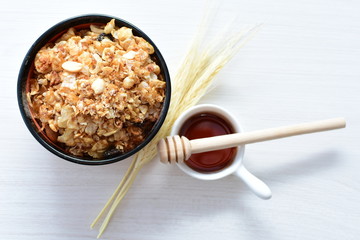 peanuts, soya, coconut, honey, flakes, granola, seeds, nutrition, nuts, grain, vegetarian, oatmeal, fruit, sweet, meal, snack, organic, food, cereal, healthy, breakfast