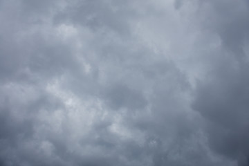Tempestad de un cielo gris