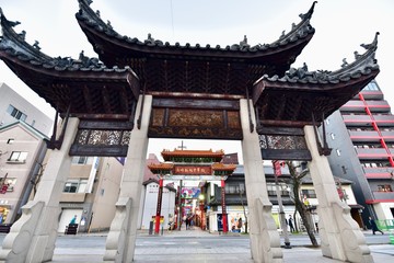 長崎の中華街の門