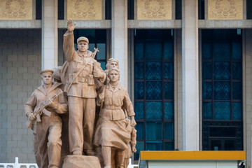 Monument's of people at Memorial Hall of Chairman Mao in Beijing, China - obrazy, fototapety, plakaty
