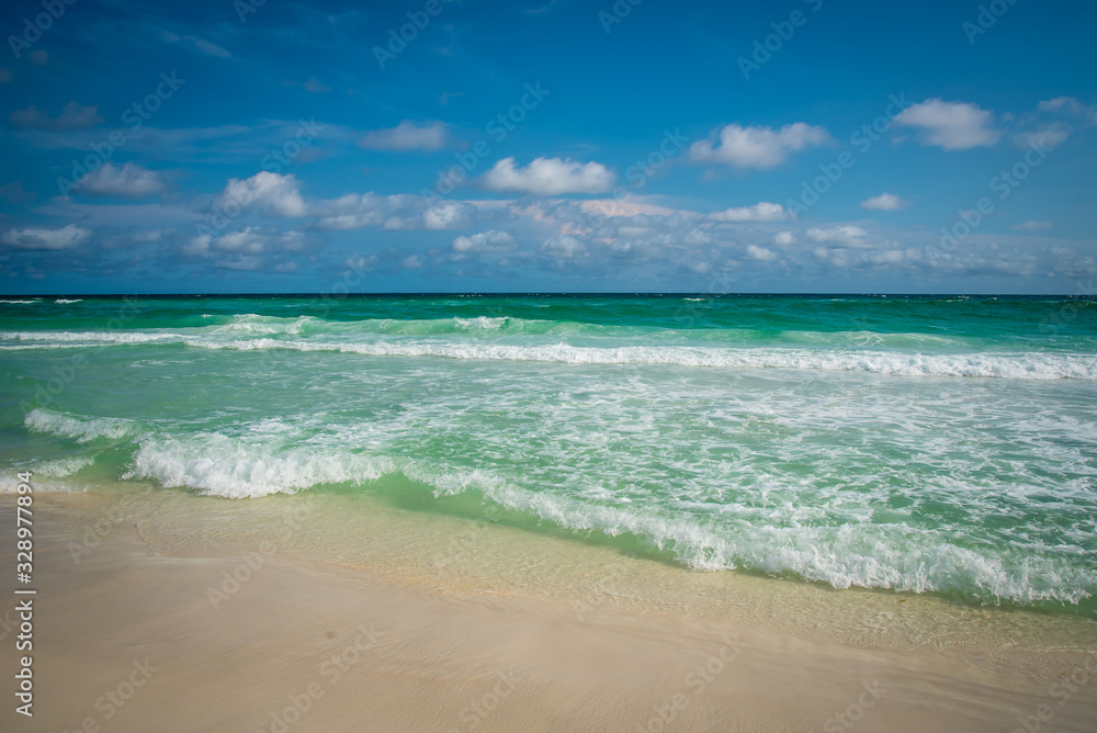 Wall mural Day at Destin Florida Beach 