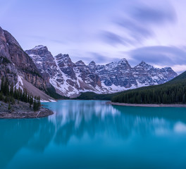 Fototapeta na wymiar Evening at Moraine Lake in Banff National Park, Alberta, Canada