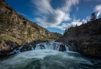 Fototapeta na wymiar Waterfall in Oregon