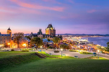 Tableaux ronds sur aluminium brossé Canada Panoramic view of Quebec City skyline in Canada