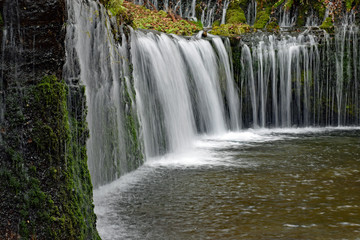 Obraz premium 軽井沢 白糸の滝