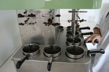 como hacer aceite de olive en un laboratorio