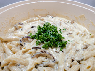 pasta with broccoli and sauce