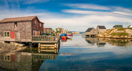 Fototapeta premium Beautiful Peggy's Cove on the coastline of Nova Scotia Canada on a fine August afternoon.
