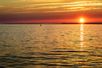 Obraz premium Beautiful Peggy's Cove on the coastline of Nova Scotia Canada on a fine August afternoon.