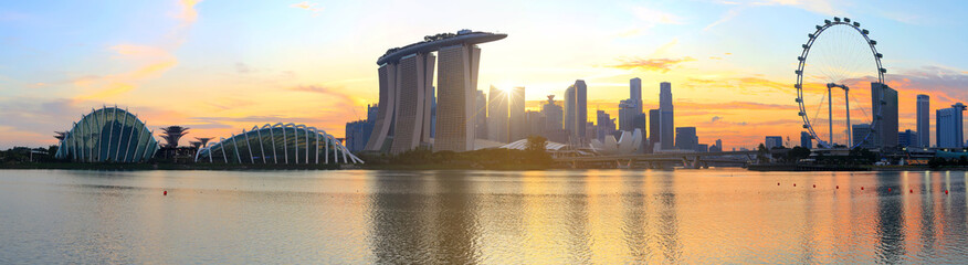 city skyline of Singapour, attractive and mordern city of south east asia © tunach17