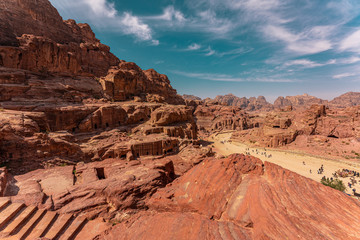 Passage through Sik canyon to the temple-mausoleum of Al Khaznen in the city of Petra in Jordan. 