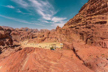 Passage through Sik canyon to the temple-mausoleum of Al Khaznen in the city of Petra in Jordan. 