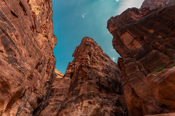 Passage through Sik canyon to the temple-mausoleum of Al Khaznen in the city of Petra in Jordan. 