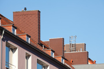 Dach, Schornsteine, Moderne monotone Wohngebäude, Bremen, Deutschland