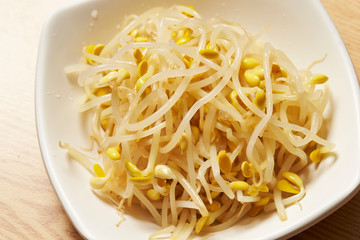 Namul, Korean seasoned bean sprout 