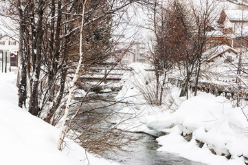 Sils, Sils Maria, Engadiner Dorf, Oberengadin, Silsersee, Winter, Wintersport, Fedacla, Bach, Dorfbach, Fluss, Holzbrücke, Alpen, Graubünden, Schweiz