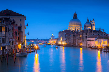 Naklejka na ściany i meble Grand canal of Venice city with beautiful architecture at dusk, Italy