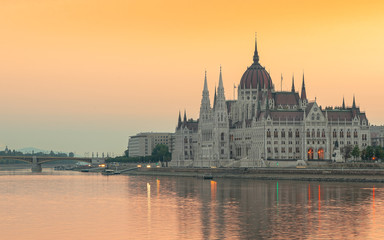 Obraz na płótnie Canvas Europe, Hungary, Budapest. Hungarian Parliament in Budapest, hungary