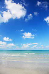 Fototapeta premium Summer beach background and close up sand beach, Beautiful nature landscape.