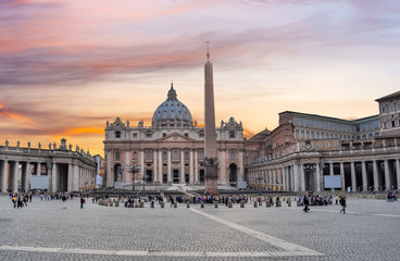 St. Peter's Basilica on St. Peter's square in Vatican at sunset, center of Rome, Italy - obrazy, fototapety, plakaty