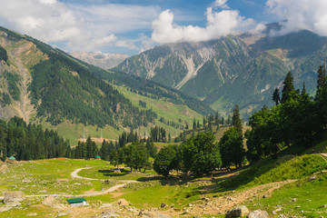 Fototapeta na wymiar Beautiful scenery of Sonamarg in summer season or greeny season, Jammu Kashmir, North India