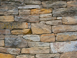 Stone wall dry building wall without the use of binder
