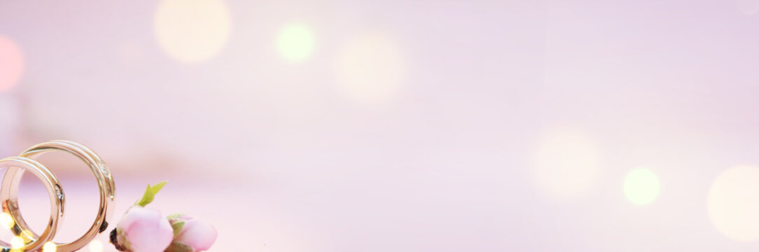 Wedding ring with blossom