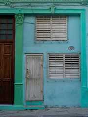 Fototapeta na wymiar Closed door of a house, Havana, Cuba