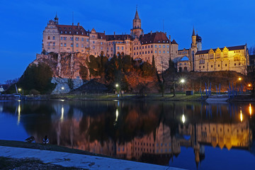 Fototapeta na wymiar Sigmaringen castle in the evening, blue hour