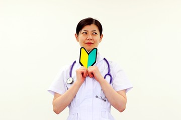 女性　看護師　医療　ドクター　初心者　スマイル