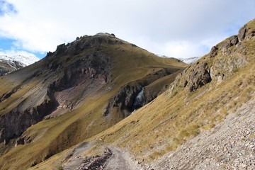 Waterfall Devichii kosy