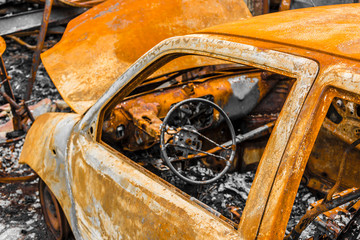 Spalony samochód
