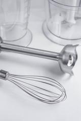  immersion blender. kitchen accessories whisk and whipping containers
