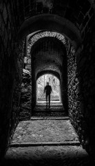 Callejuela peatonal del barrio antiguo de la ciudad de Gerona (Cataluña, España)