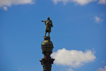 Fototapeta na wymiar Statue of Christopher Columbus pointing America