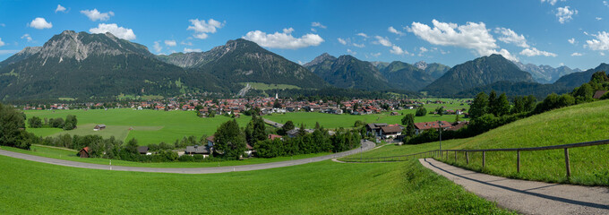 Blick auf Oberstdorf und die Allgäuer Alpen