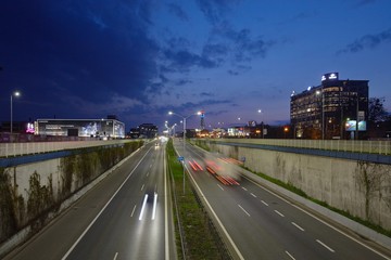 Katowice centrum miasta  trasa średnicowa w nocy © arteffect.pl